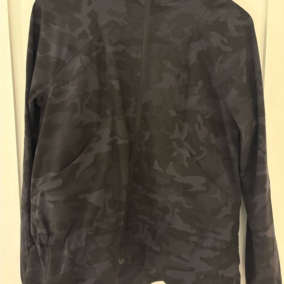 lululemon athletica Jackets & Blazers - Lululemon Pack it up Jacket, multi Grey Camo Zip-Up Jacket, water repellant.